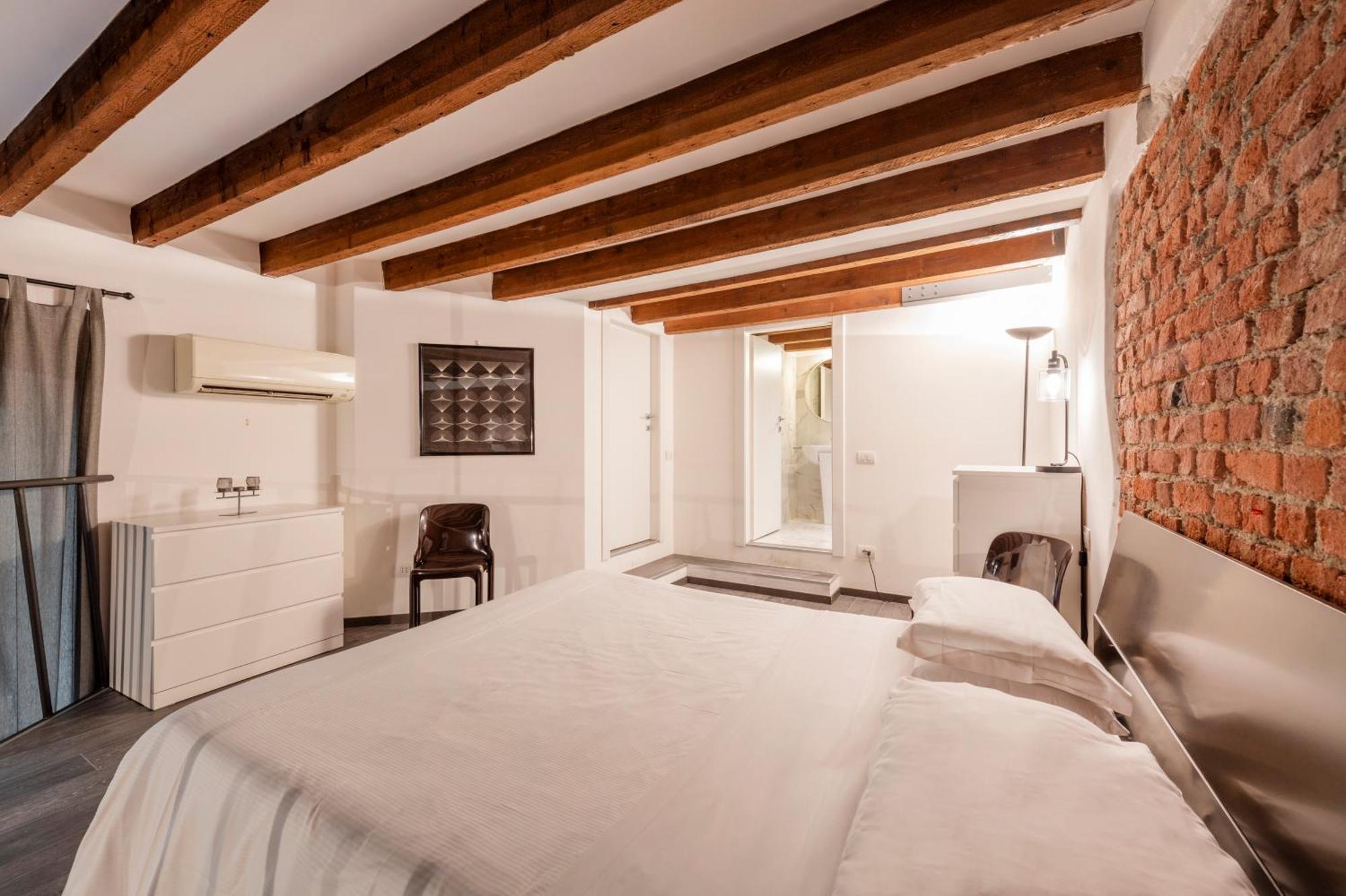 Appartement Charming Loft In Isola Milaan
